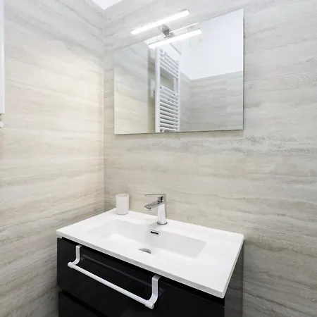 Apartament Montpelier Al Centro 6 Piano Rif A817 *